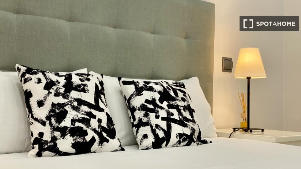 Apartment Madrid, 2 beds — photo 2