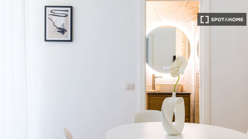 Apartment Naples, 1 bed, 57m² — photo 9