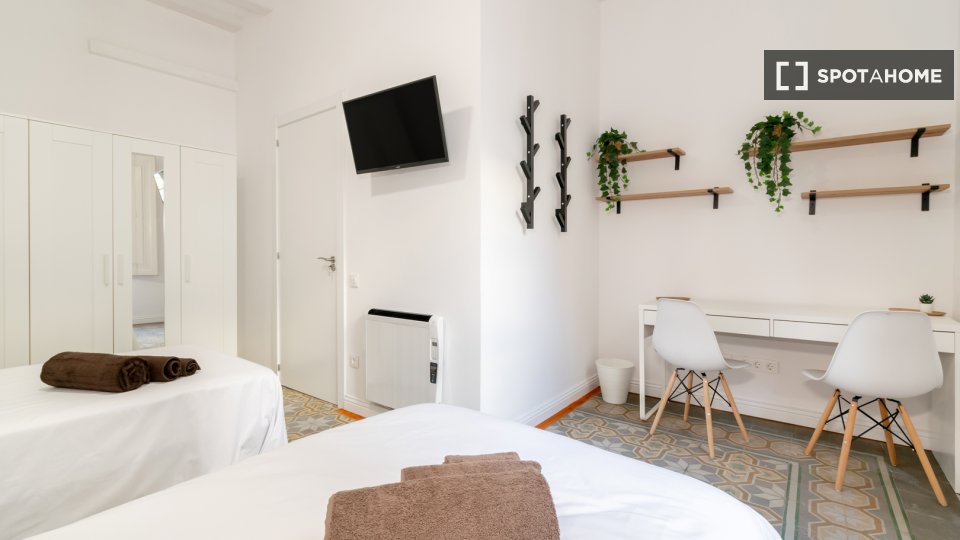 Habitación doble Barcelona, 5 habitaciones — foto 7