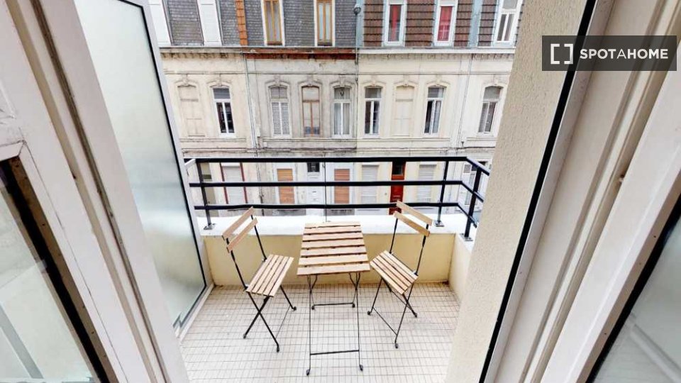 Double room Lille, 4 beds, 70m² — photo 4