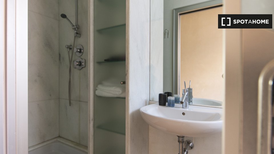 Apartment mono Milan, 35m² — photo 18