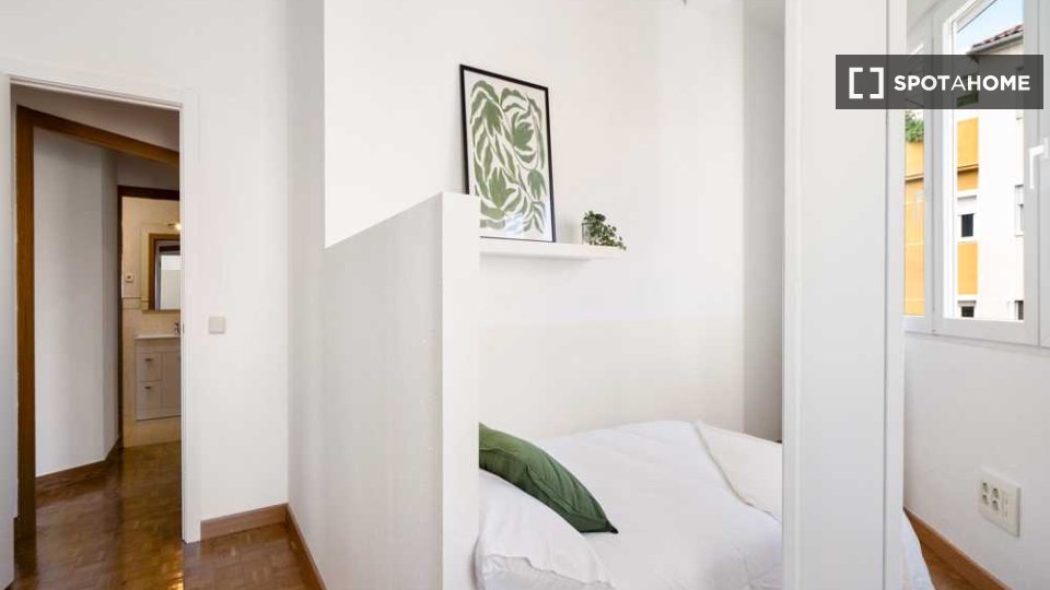 Double room Madrid, 6 beds — photo 19