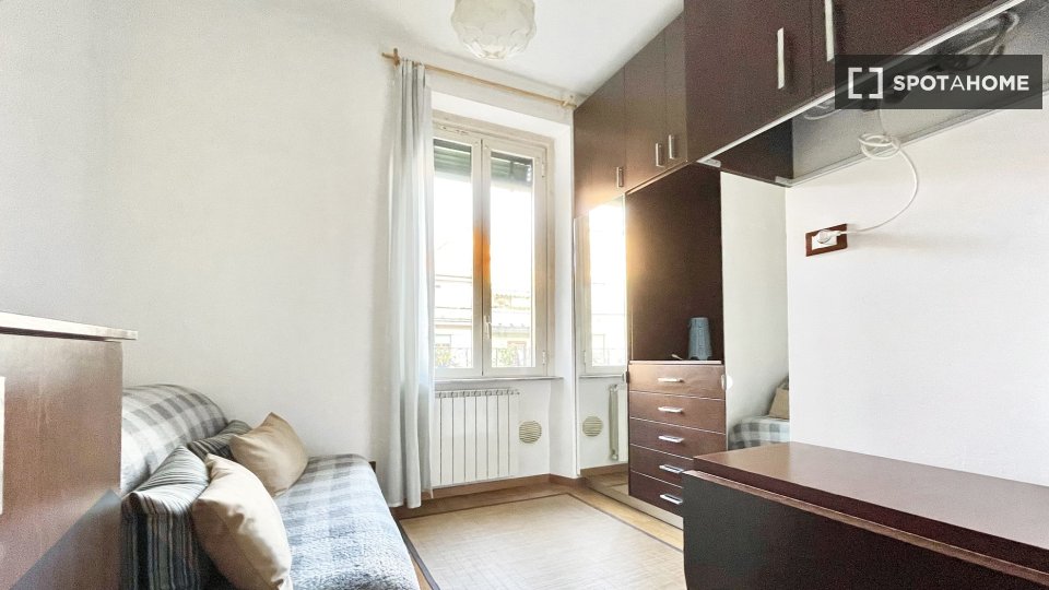 Apartment mono Milan, 24m² — photo 5