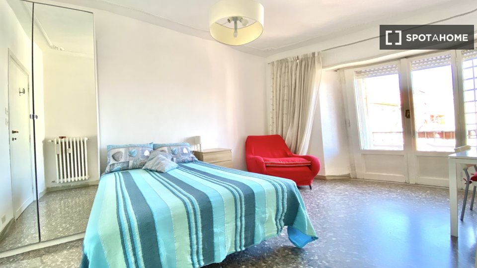 Double room Rome, 3 beds, 130m² — photo 3