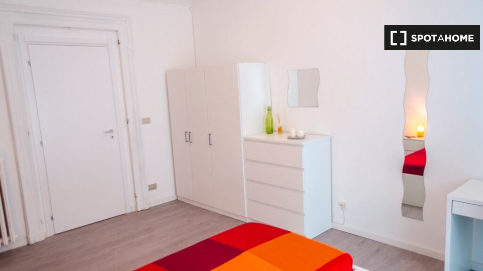 Double room Turin, 5 beds — photo 2