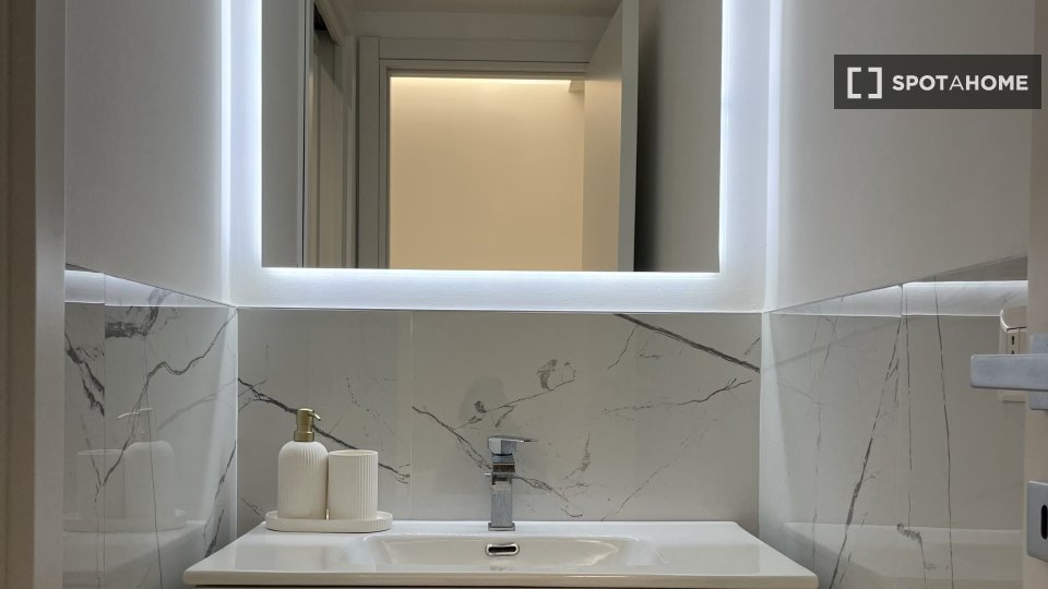 Apartment Milan, 1 bed, 45m² — photo 13