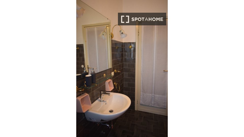 Double room Brescia, 6 beds — photo 10