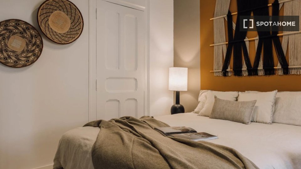 Apartment Lisbon, 1 bed — photo 4