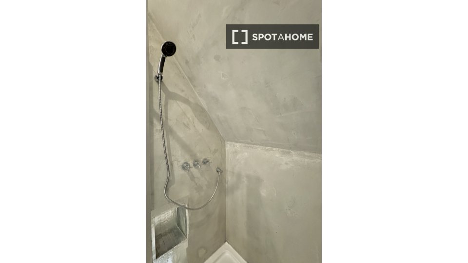 Apartment mono Lisbon, 30m² — photo 8