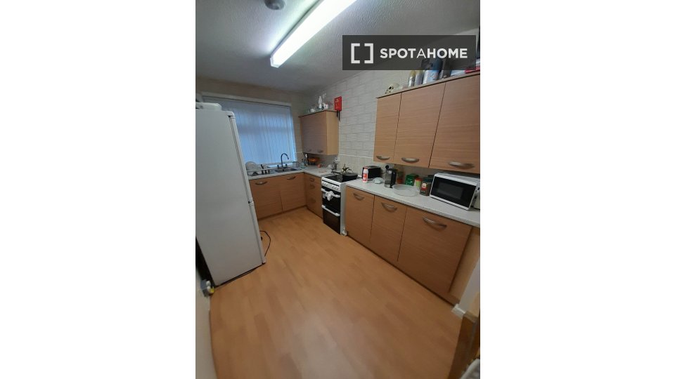 Double room Manchester, 2 beds, 70m² — photo 3