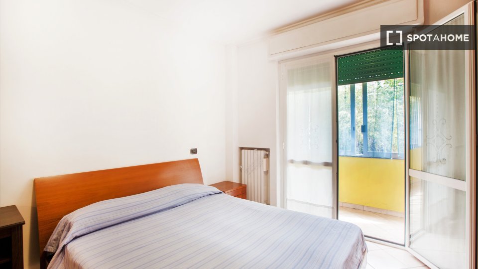 Double room Milan, 3 beds, 66m² — photo 9