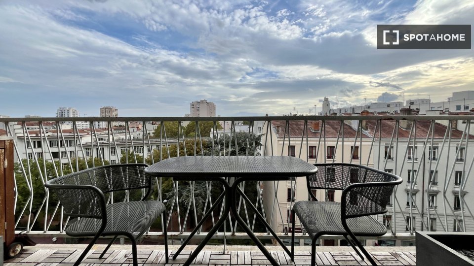 Apartment Lyon, 2 beds — photo 4