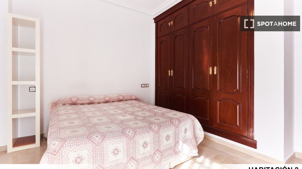 Double room Seville, 4 beds — photo 74