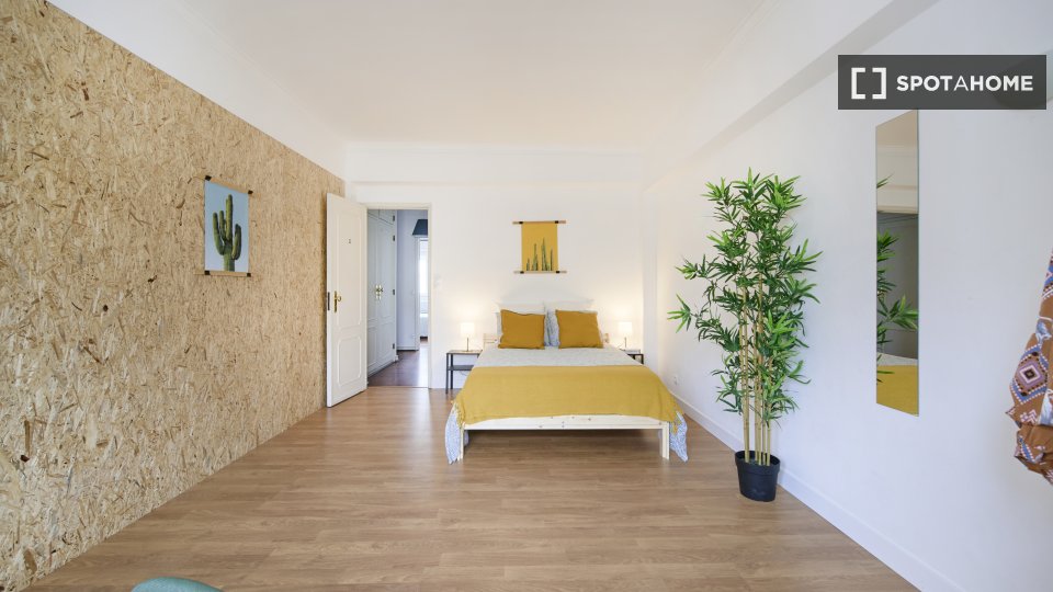 Double room Lisbon, 6 beds — photo 3