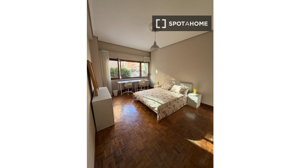 Camera doppia Bilbao, 4 camere, 85m² — foto 6