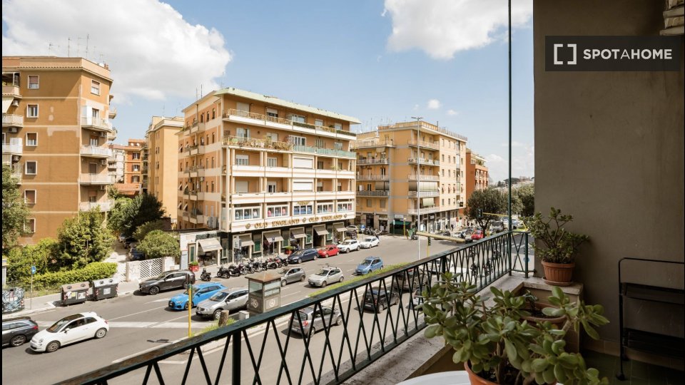 Double room Rome, 4 beds, 110m² — photo 9