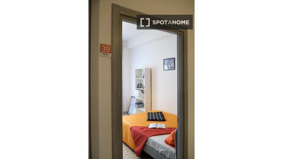 Camera doppia Napoli, 4 camere — foto 16