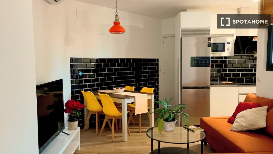 Double room Madrid, 3 beds — photo 6