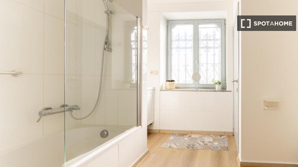 Apartment Brussels, 4 beds — photo 6