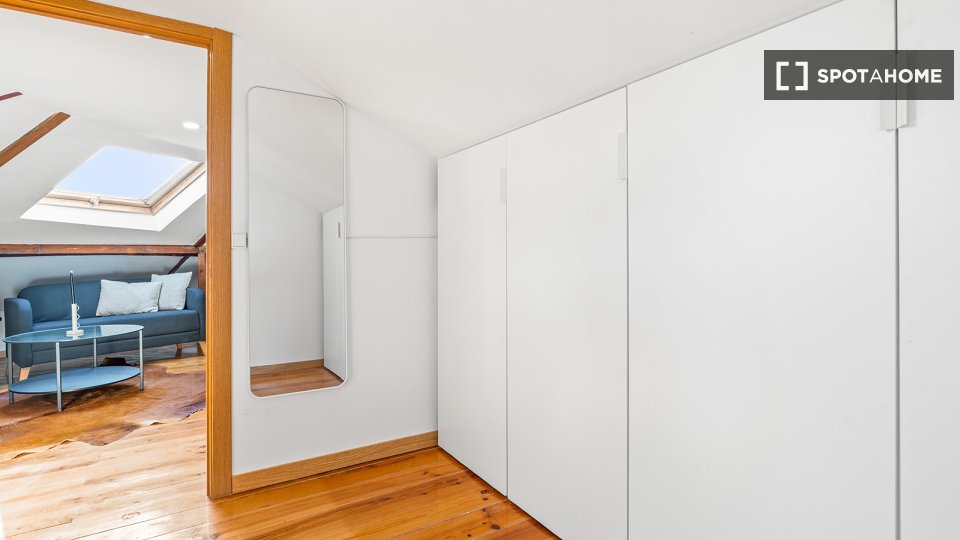 Double room Lisbon, 8 beds — photo 34