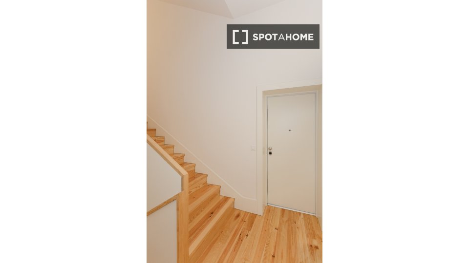 Apartment Porto, 2 beds, 120m² — photo 17