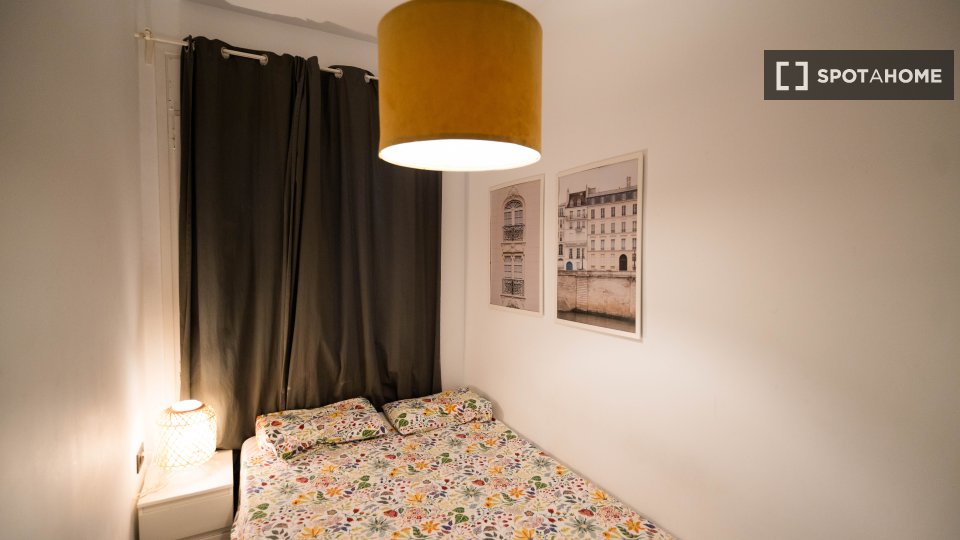 Double room Barcelona, 6 beds — photo 9