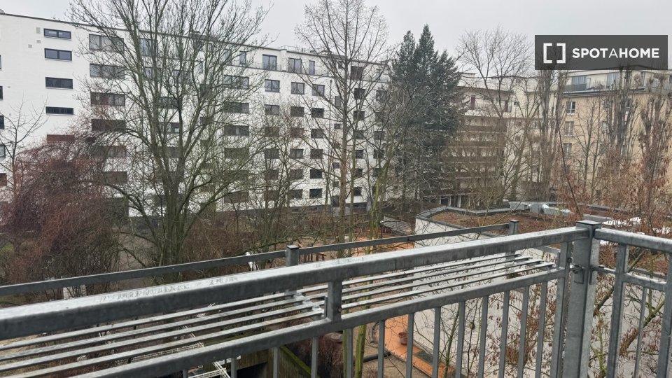 Apartment Berlin, 2 beds, 62m² — photo 4