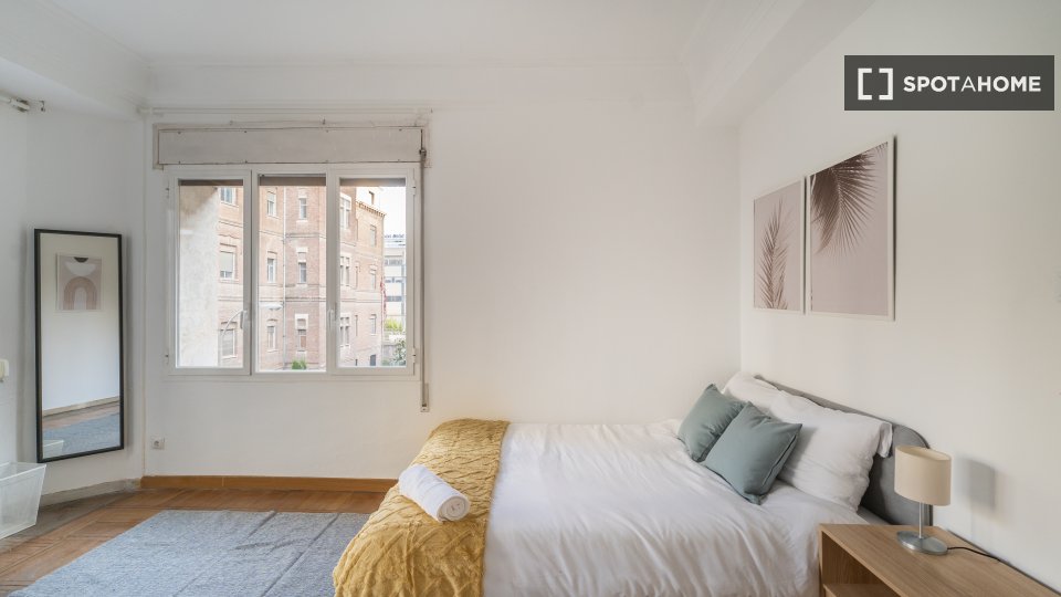 Double room Madrid, 11 beds — photo 6