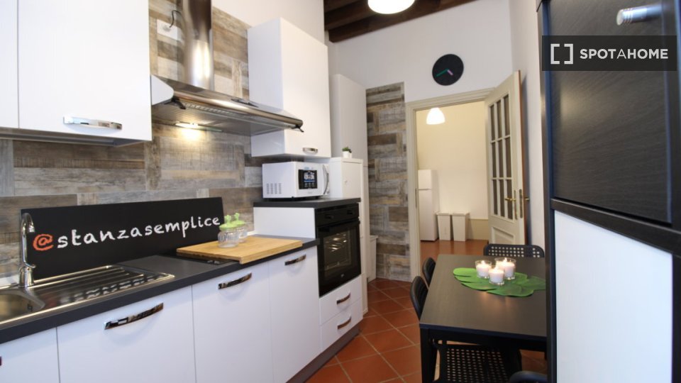 Double room Brescia, 5 beds — photo 4
