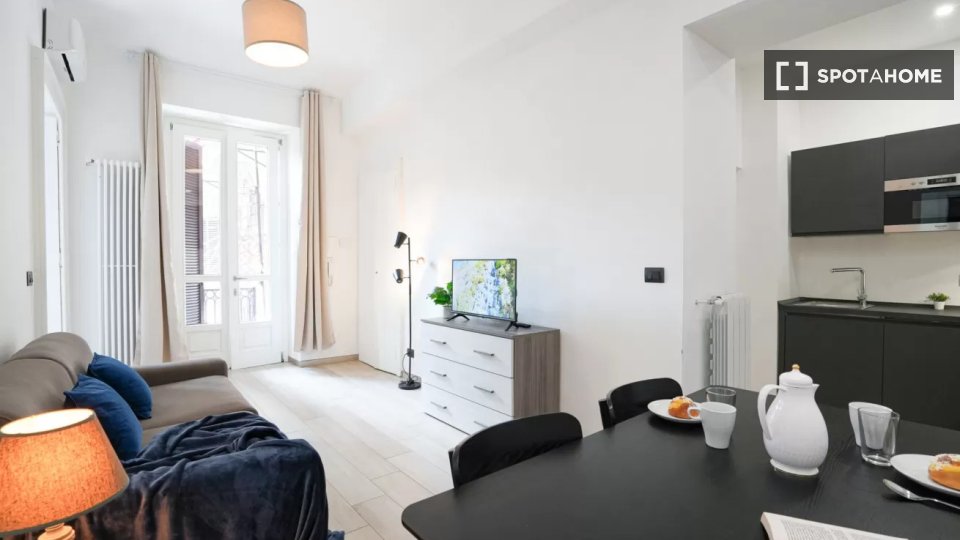 Apartment Turin, 1 bed — photo 1