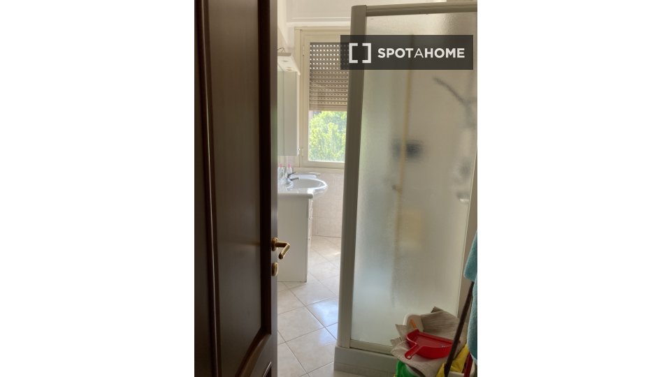 Double room Milan, 2 beds, 80m² — photo 1