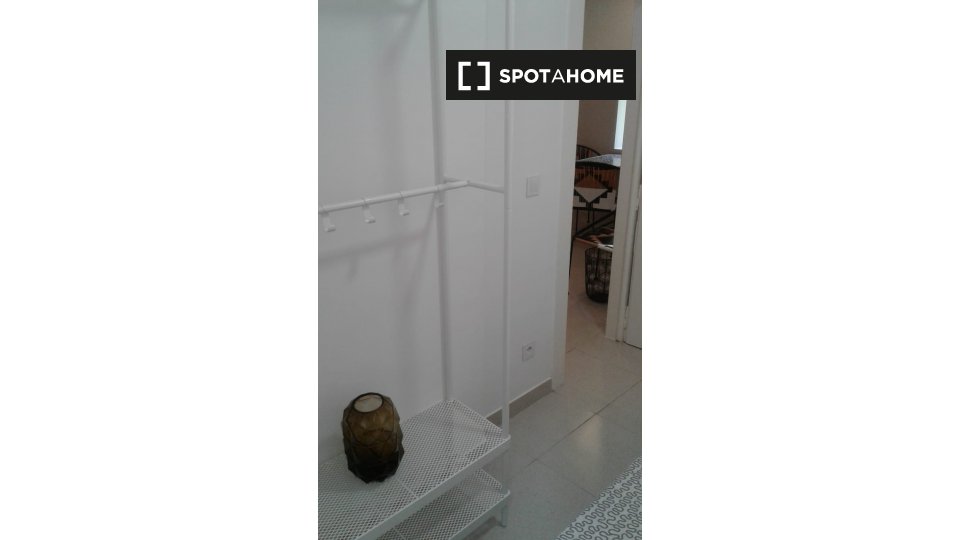 Apartment Lisbon, 1 bed, 43m² — photo 14