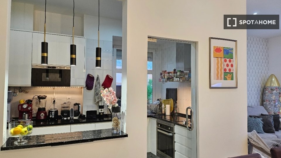 Double room Lisbon, 1 bed, 120m² — photo 7