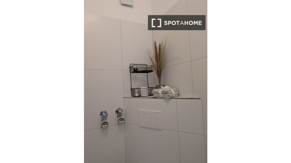Apartment Frankfurt, 3 beds, 64m² — photo 15