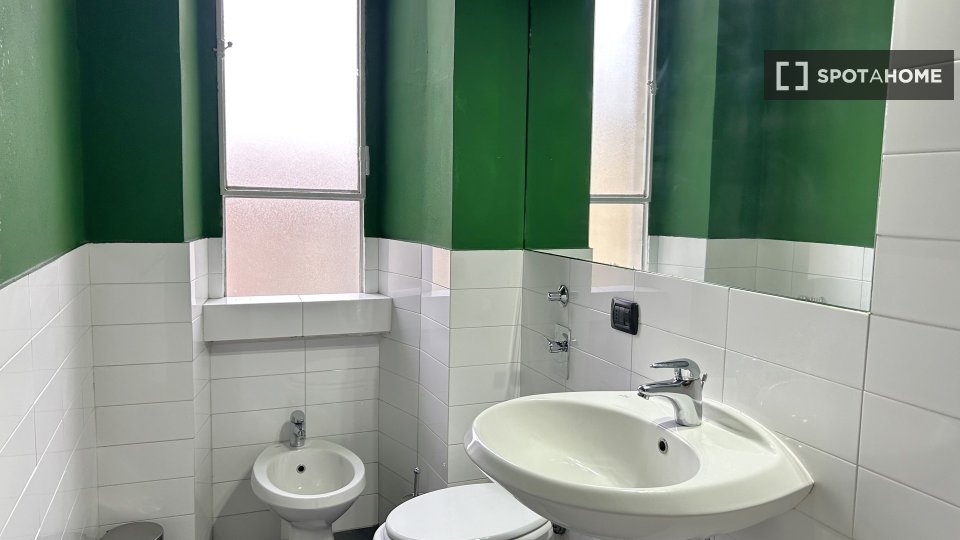 Apartment Milan, 1 bed, 78m² — photo 46