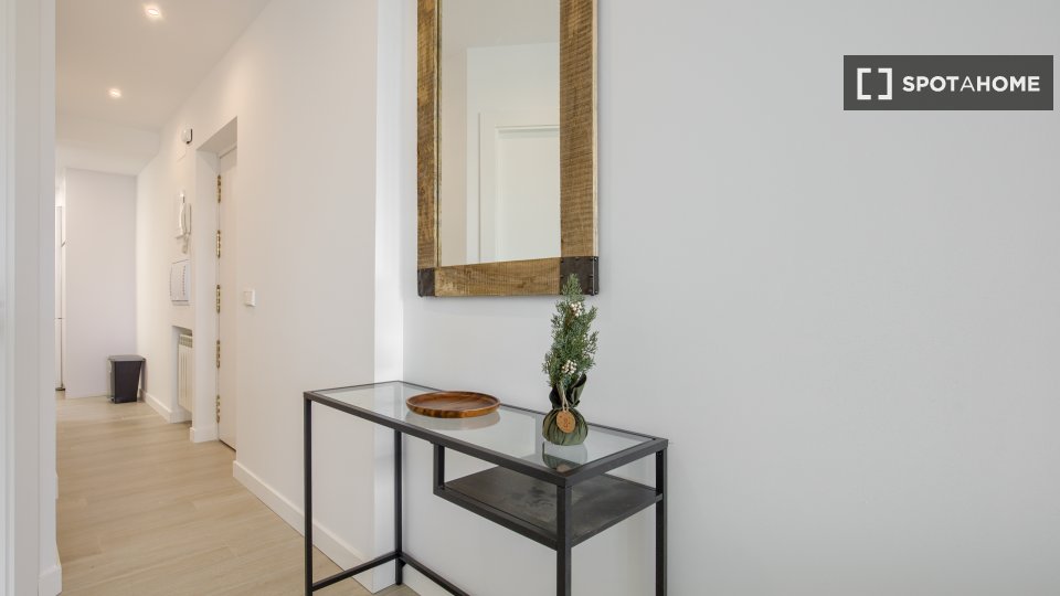 Apartment Madrid, 2 beds, 67m² — photo 15