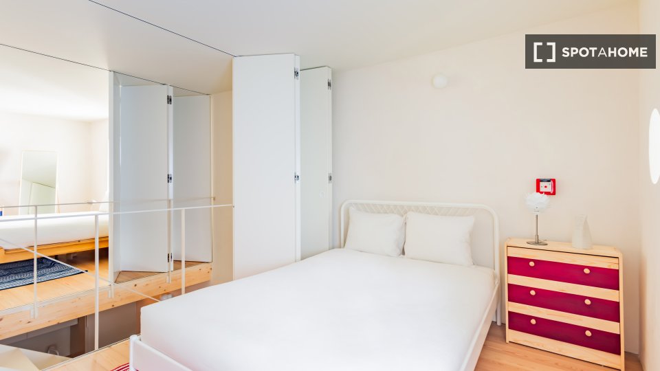 Apartment Lisbon, 2 beds — photo 11