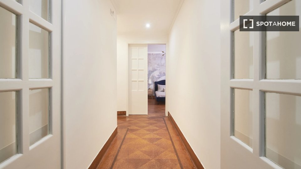 Double room Lisbon, 7 beds — photo 18