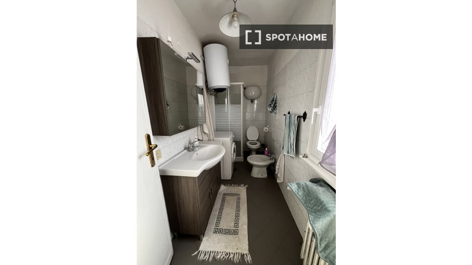 Double room Rome, 2 beds, 70m² — photo 9