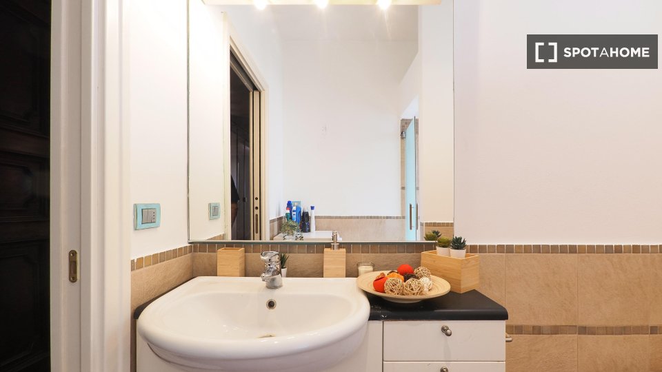 Double room Milan, 6 beds — photo 9