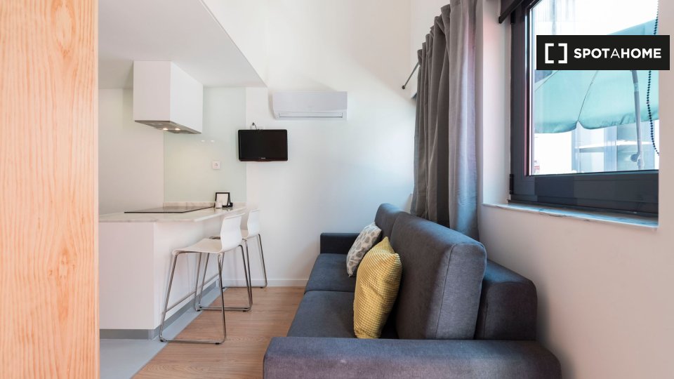 Apartment mono Porto, 40m² — photo 2