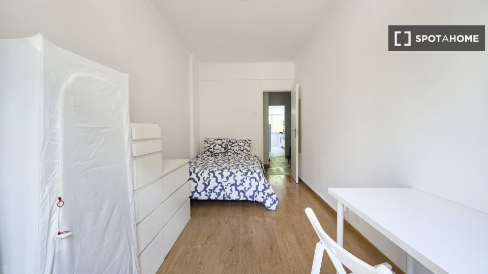 Double room Lisbon, 7 beds — photo 5