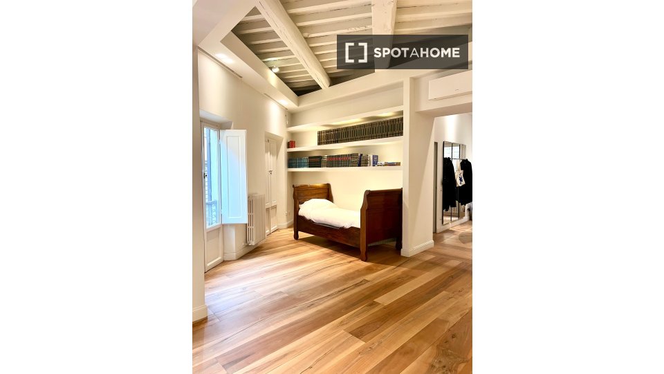 Apartment Florence, 2 beds, 150m² — photo 2