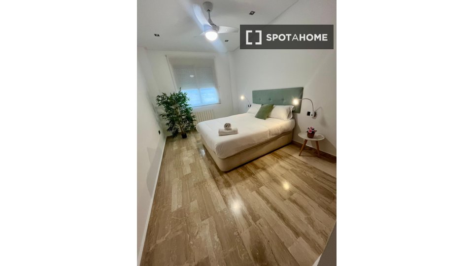 Apartment Valencia, 3 beds, 140m² — photo 6