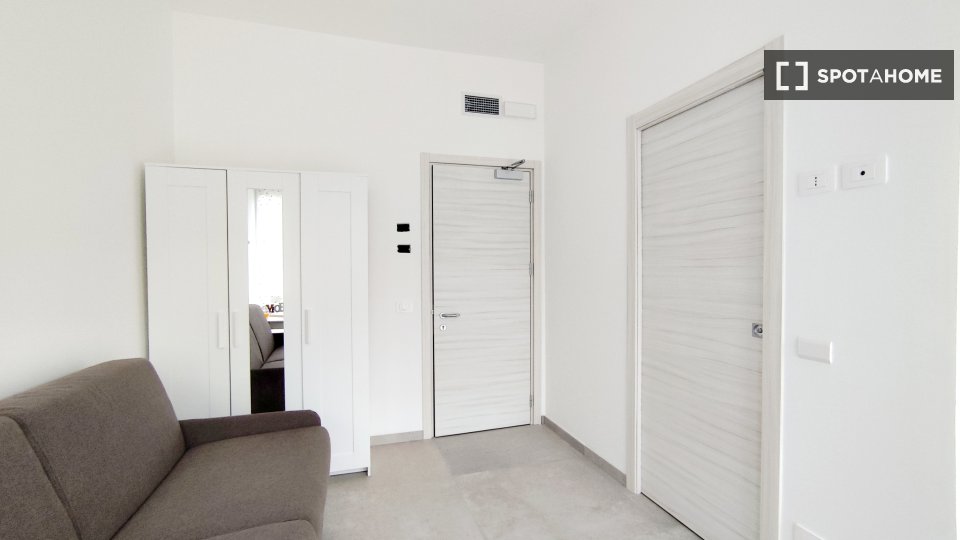 Apartment mono Milan, 18m² — photo 15