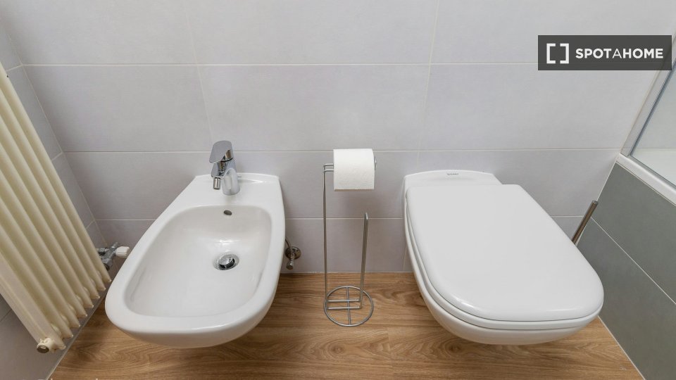 Double room Trento, 3 beds — photo 9