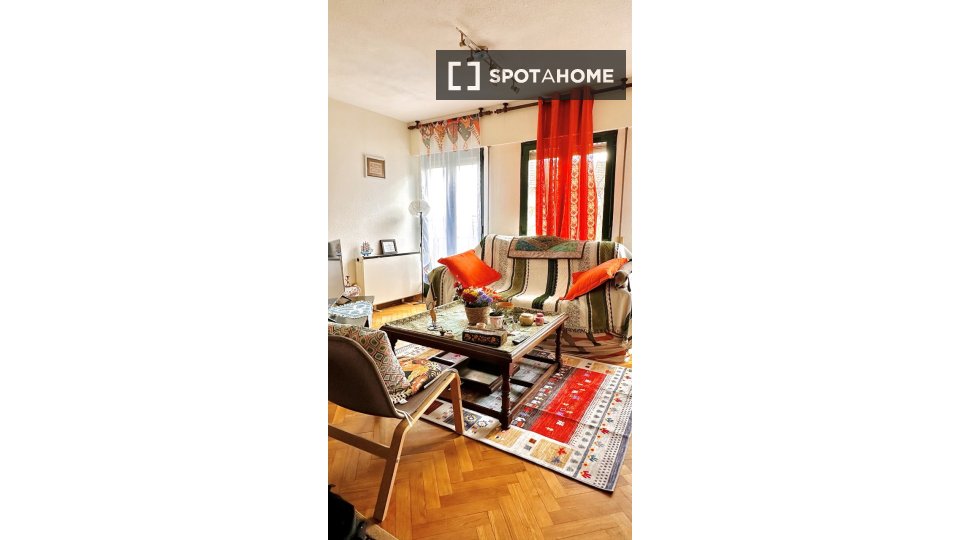 Double room Madrid, 2 beds, 112m² — photo 4