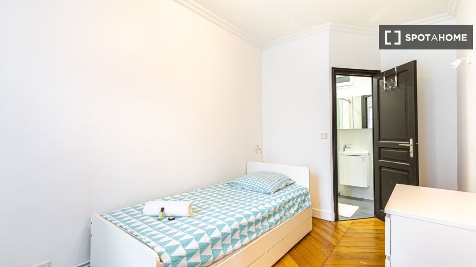 Apartment Paris, 3 beds — photo 9