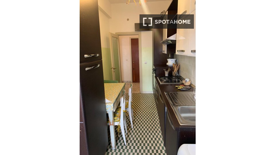 Double room Rome, 5 beds — photo 6