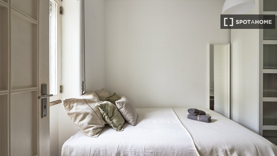 Double room Lisbon, 10 beds — photo 46